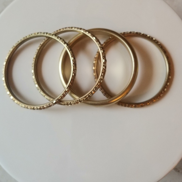 Women gold bracelets - Picture 2 of 5